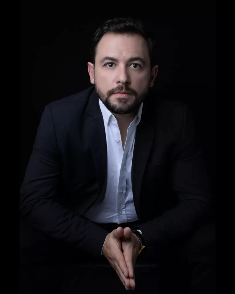 Dr Thiago Waiser